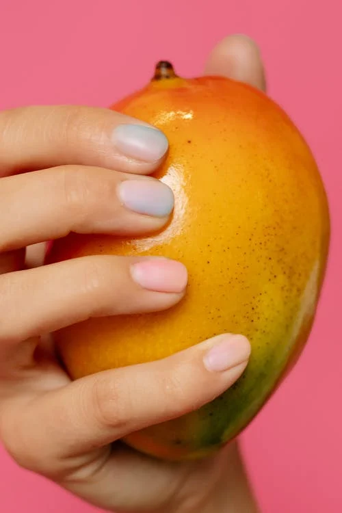semipermanente unghie Smalto semipermanente unghie mango style