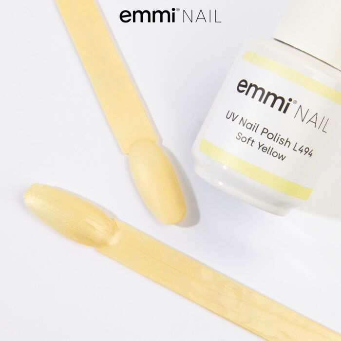 18394 soft yellow Emmi Shellac UV/LED Soft Yellow 15ml -L494- - immagine 2